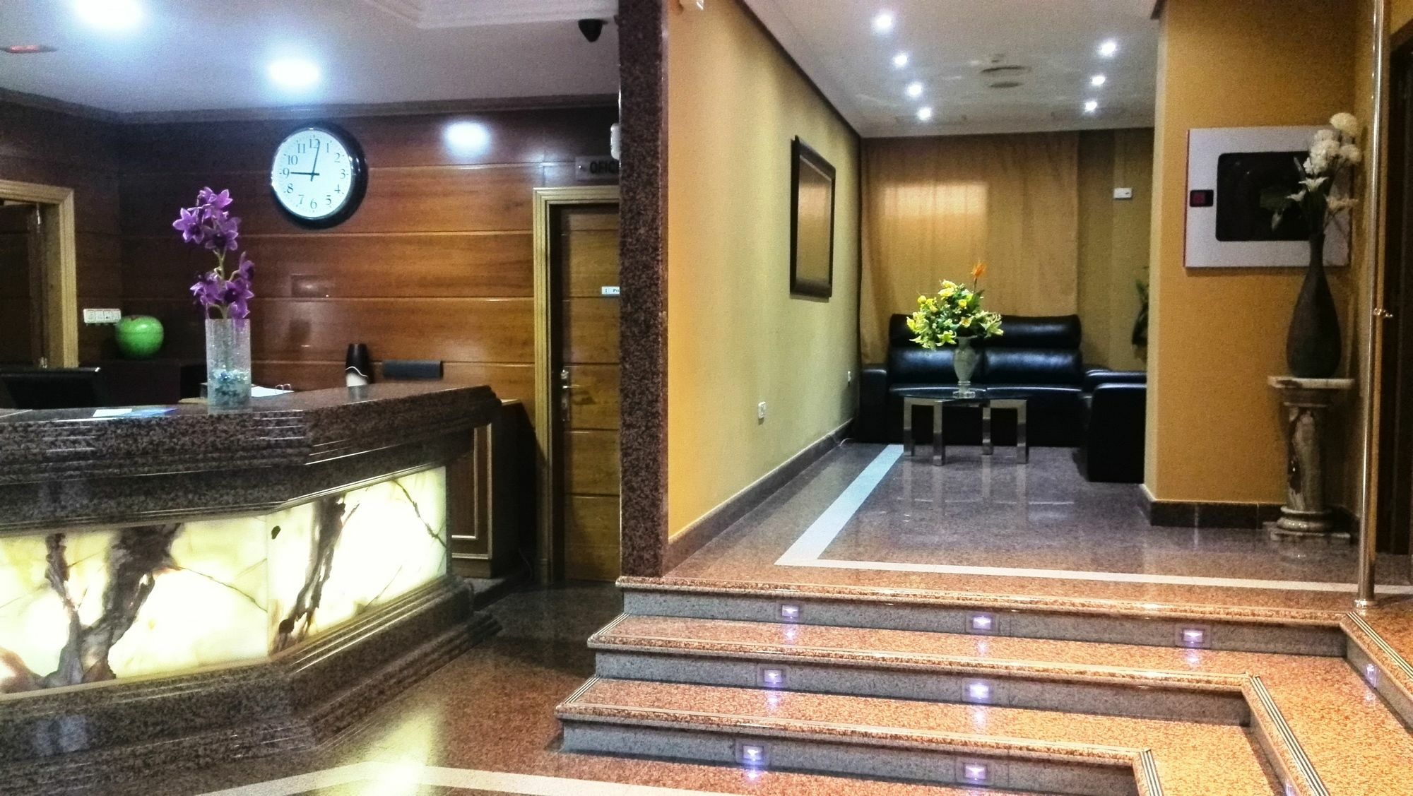 Hotel Humanes Уманес-де-Мадрид Экстерьер фото
